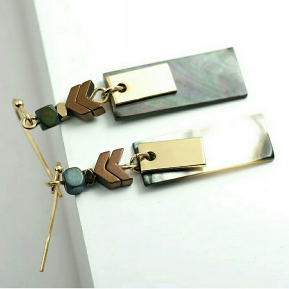 Brand New Luxury Abalone Earrings 18k Gold Dangle Shell Boho - Picture 2 of 4